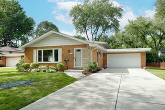 Building Photo - 1149 Jane Ave