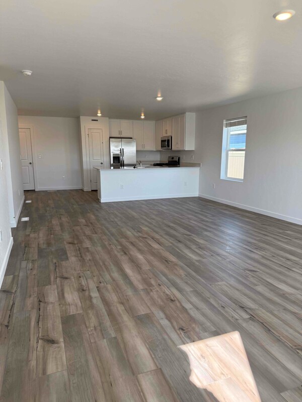 Foto del edificio - 7609 E Toussand Dr