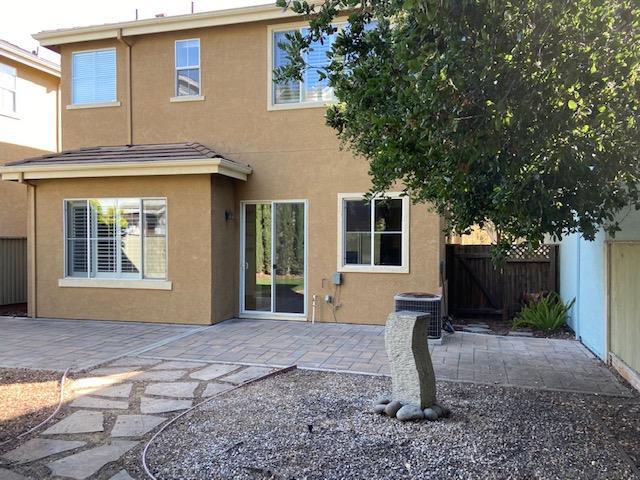 Foto del edificio - 456 Whisman Park Dr