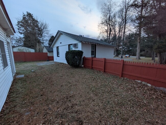 Foto del edificio - 383 W Clinton St