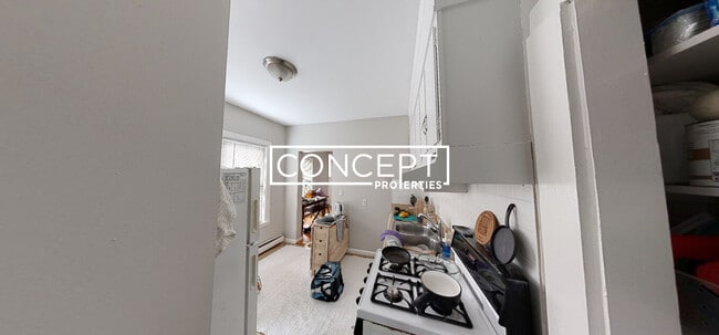 Building Photo - 9 Elmer St