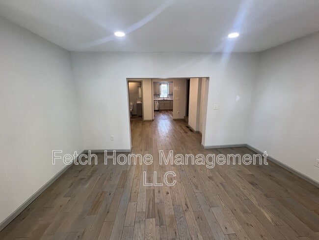 Foto del edificio - 34 N Lee St