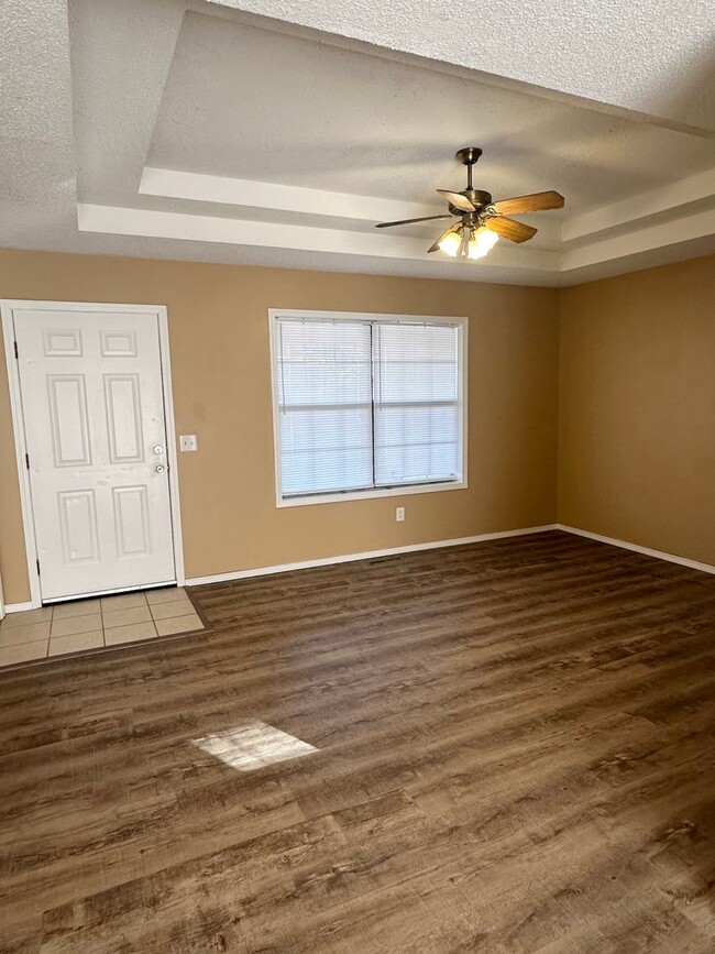 Foto del edificio - Move-In Ready 3-Bedroom Home in Nixa – Gre...