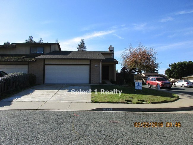 Building Photo - 2833 Countrywood Dr