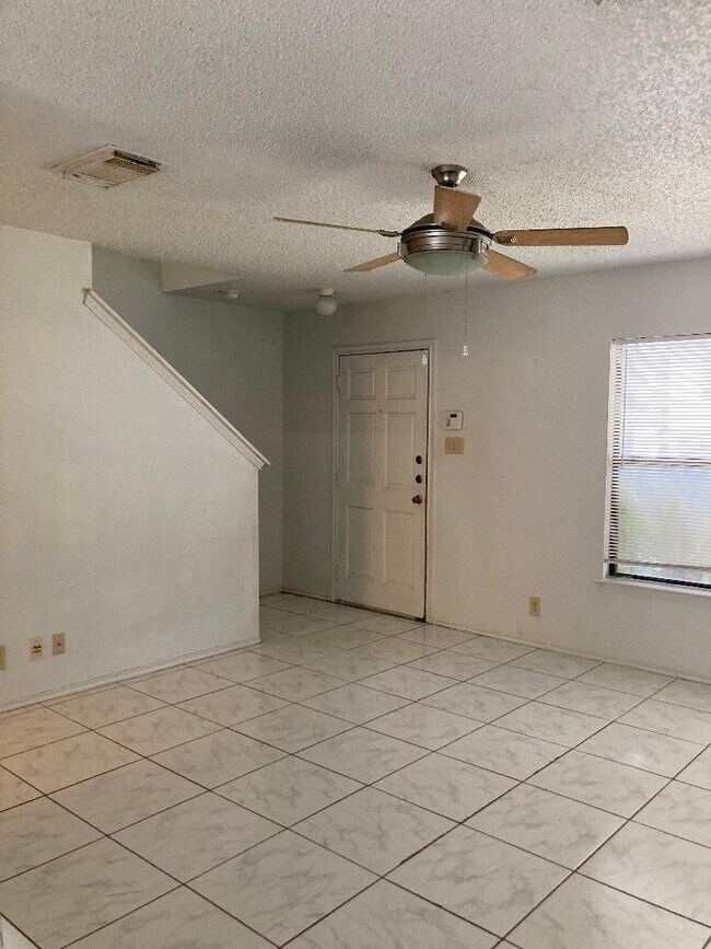 Foto del edificio - 9307 Mountain Field Dr