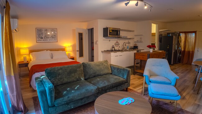 Foto del edificio - 1239 N Commonwealth Ave