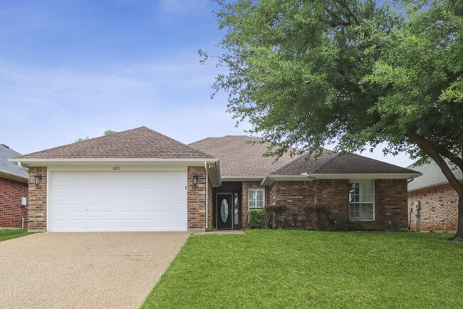 Building Photo - 6211 August Run