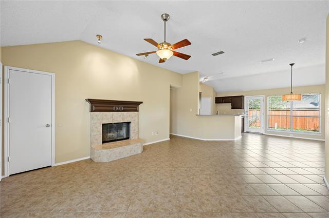 Building Photo - 8425 Odell St