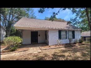 Building Photo - 1705 Lilac Cir