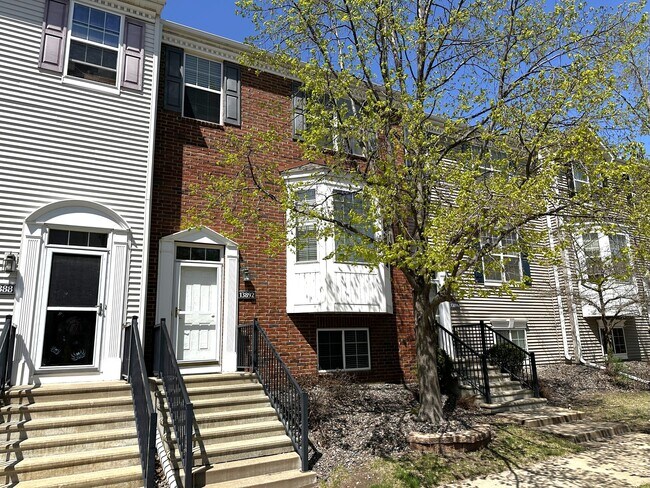 Foto del edificio - 13892 Ironstone Tr NW