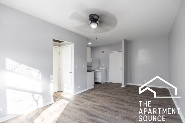 Foto del edificio - 4031 N Kenmore Ave