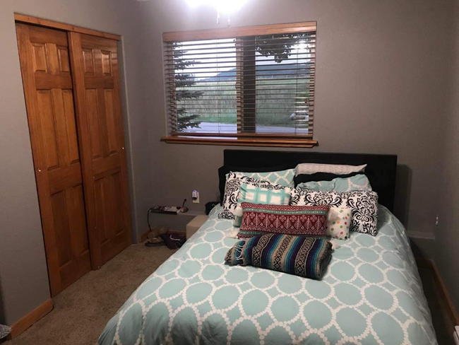 Foto del edificio - 127 Oak Ridge Cir