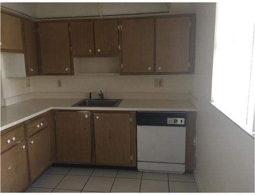Building Photo - 7020 Nova Dr