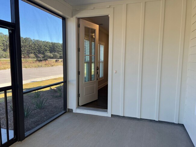 Foto del edificio - New Construction 3 Bedroom Townhouse in Wa...