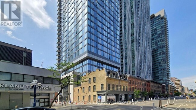 Building Photo - 8-4408 Cumberland St