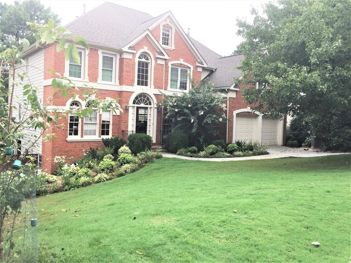 Foto principal - 10920 Donamere Dr