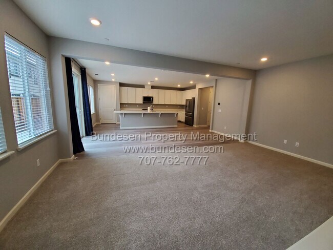 Foto del edificio - 5137 Kolton Pl