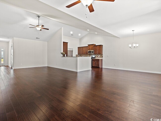 Building Photo - 4204 Woodcliffe Dr
