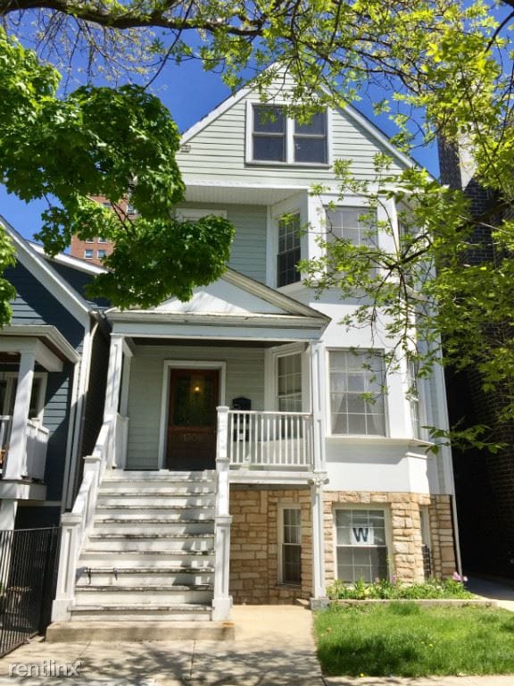 Primary Photo - 1308 W BYRON St