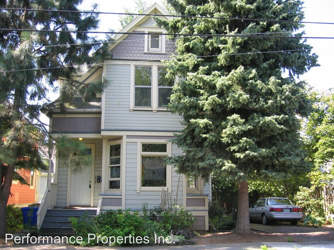 Primary Photo - 1911 NE Rodney Ave