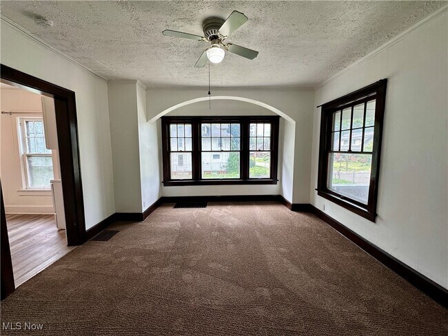 Foto del edificio - 214 15th St NW