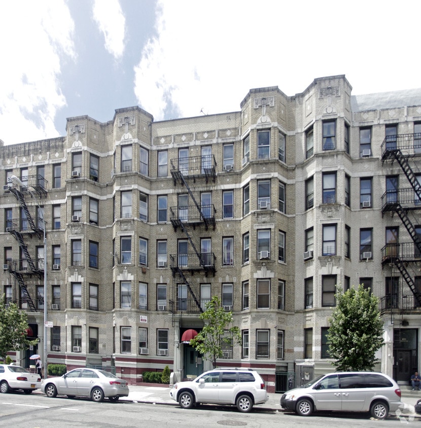 Primary Photo - 164 Sherman Ave