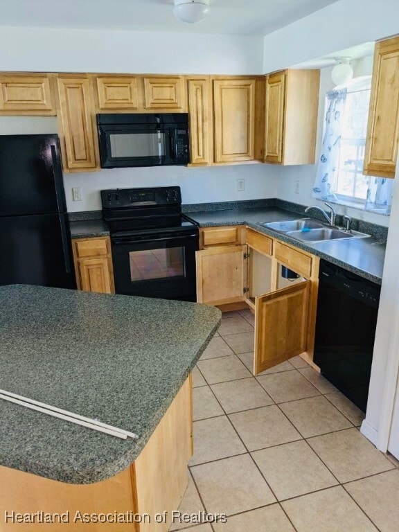 Building Photo - 5954 Matanzas Dr