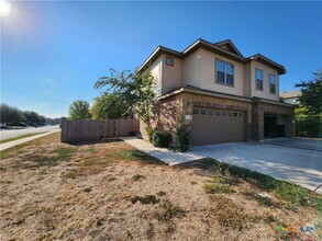Building Photo - 1032 Brown Rock Dr
