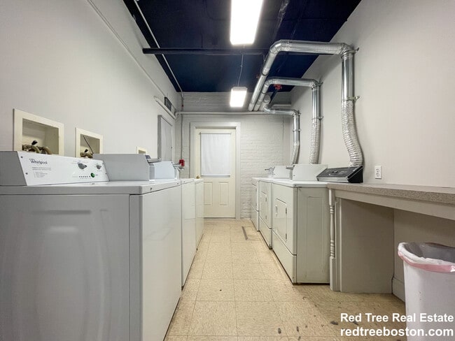 Photo - 77 Park Dr Apartment