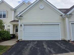 Building Photo - 94 Buttercup Ln
