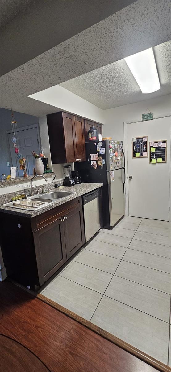 Foto del edificio - 10391 SW 150th Ct