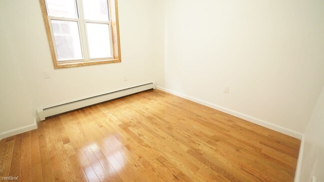 Foto del edificio - 4 br, 2 bath House - 3434 Irwin Ave