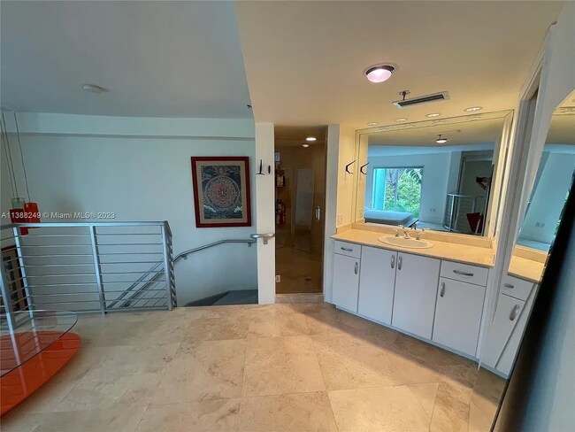 Foto del edificio - 828 3rd St