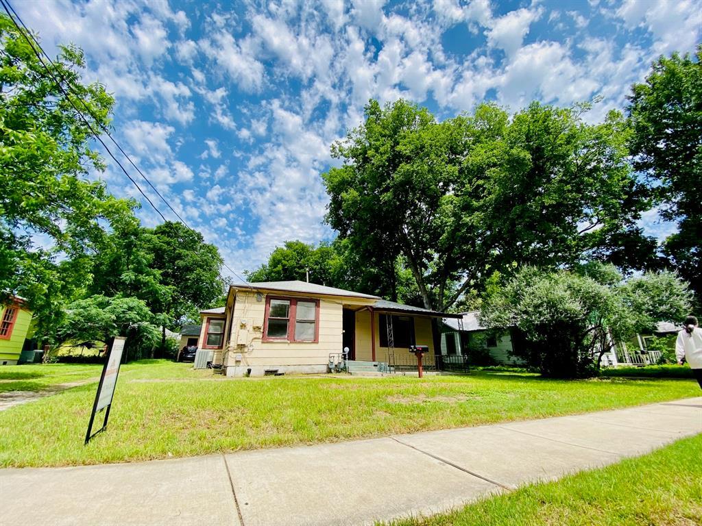 Primary Photo - 4902 Caswell Ave