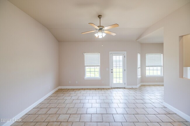 Building Photo - 2300 Megan Ct
