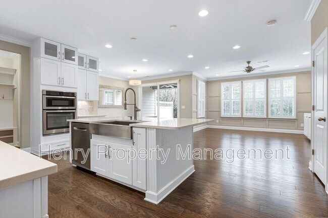 Foto del edificio - 535 Methven Grove Dr