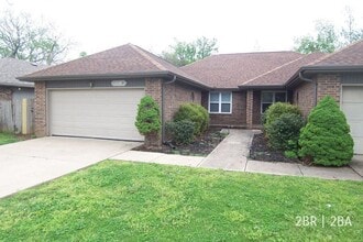 Building Photo - 3340 S Clifton Ave