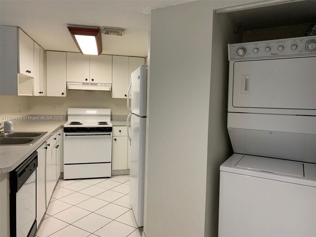 Foto del edificio - 9631 SW 138th Ave
