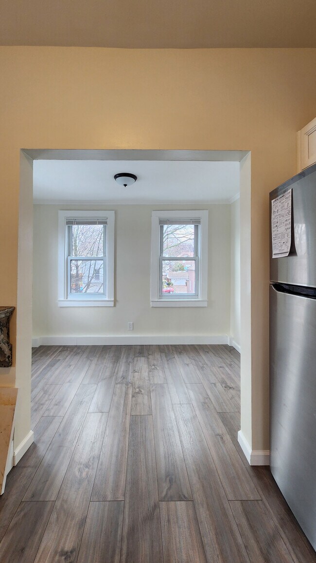 Dining Area, Sunroom. - 149 McClean Ave
