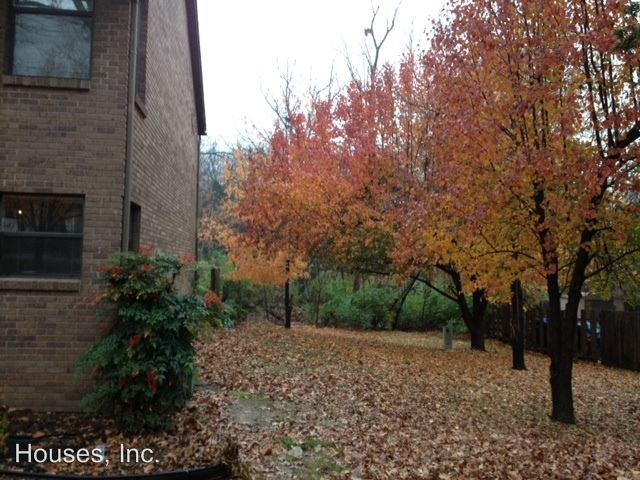 Foto del edificio - 2233 N East Oaks Dr