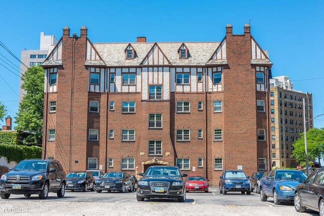 Foto del edificio - 12505 Edgewater Dr