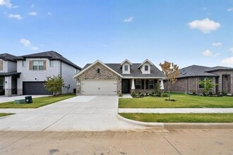 Building Photo - 1637 Elle Ln