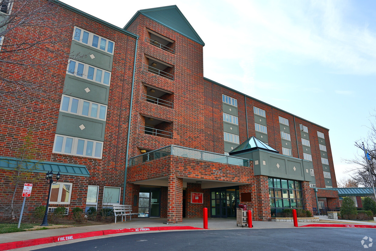 Primary Photo - Autumn House Senior Housing