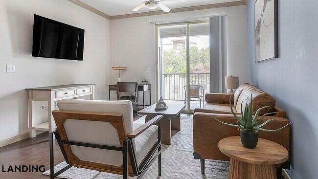 Foto del edificio - 7602 Luskey Blvd