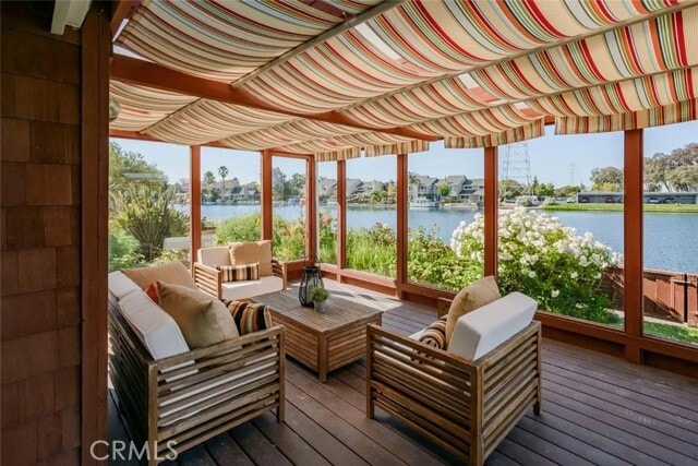 Foto del edificio - 845 Grenada Ln