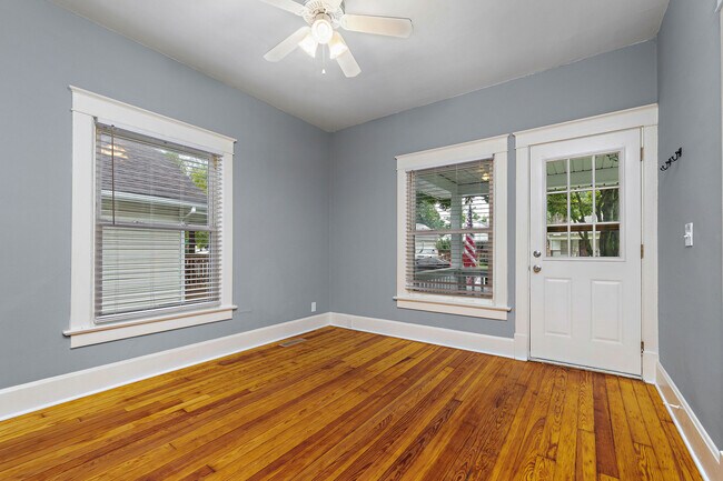 Foto del edificio - 2115 Clay St