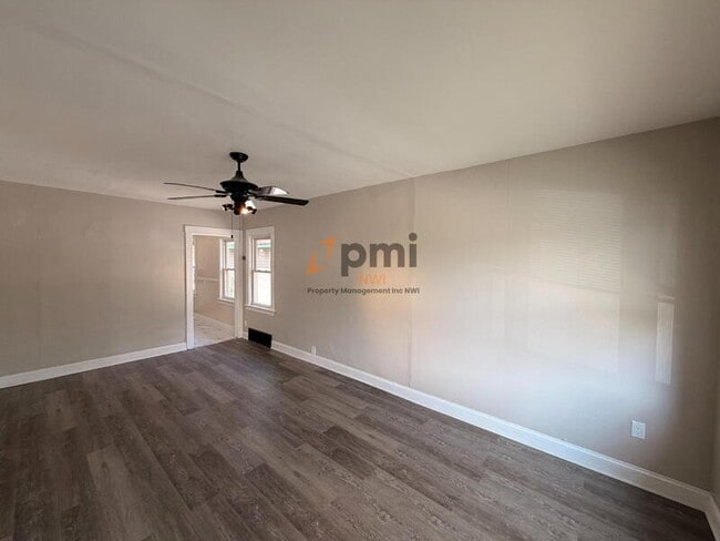 Foto del edificio - 6244 Madison Ave