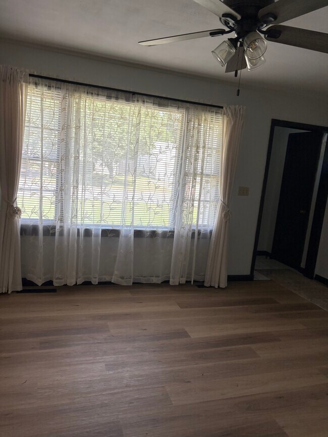 Foto del edificio - 223 Turkle Ave
