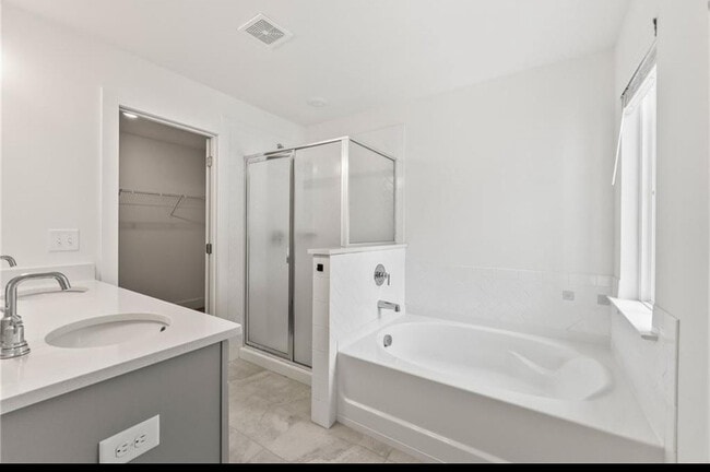 Photo - 108 Auburn Gate Ln Townhome