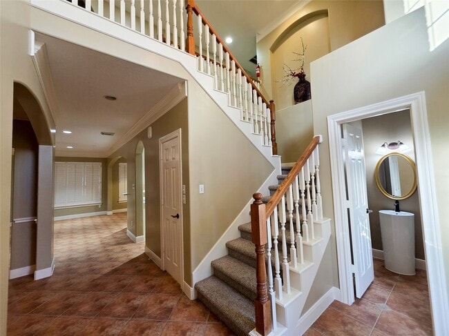 Building Photo - 12702 Silver Rod Ln